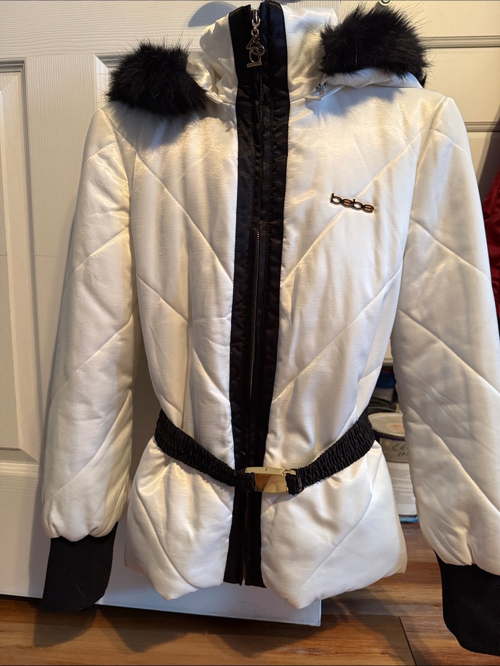 bebe White Quilted Puffer Jacket with Black Trim and Faux Fur Hood